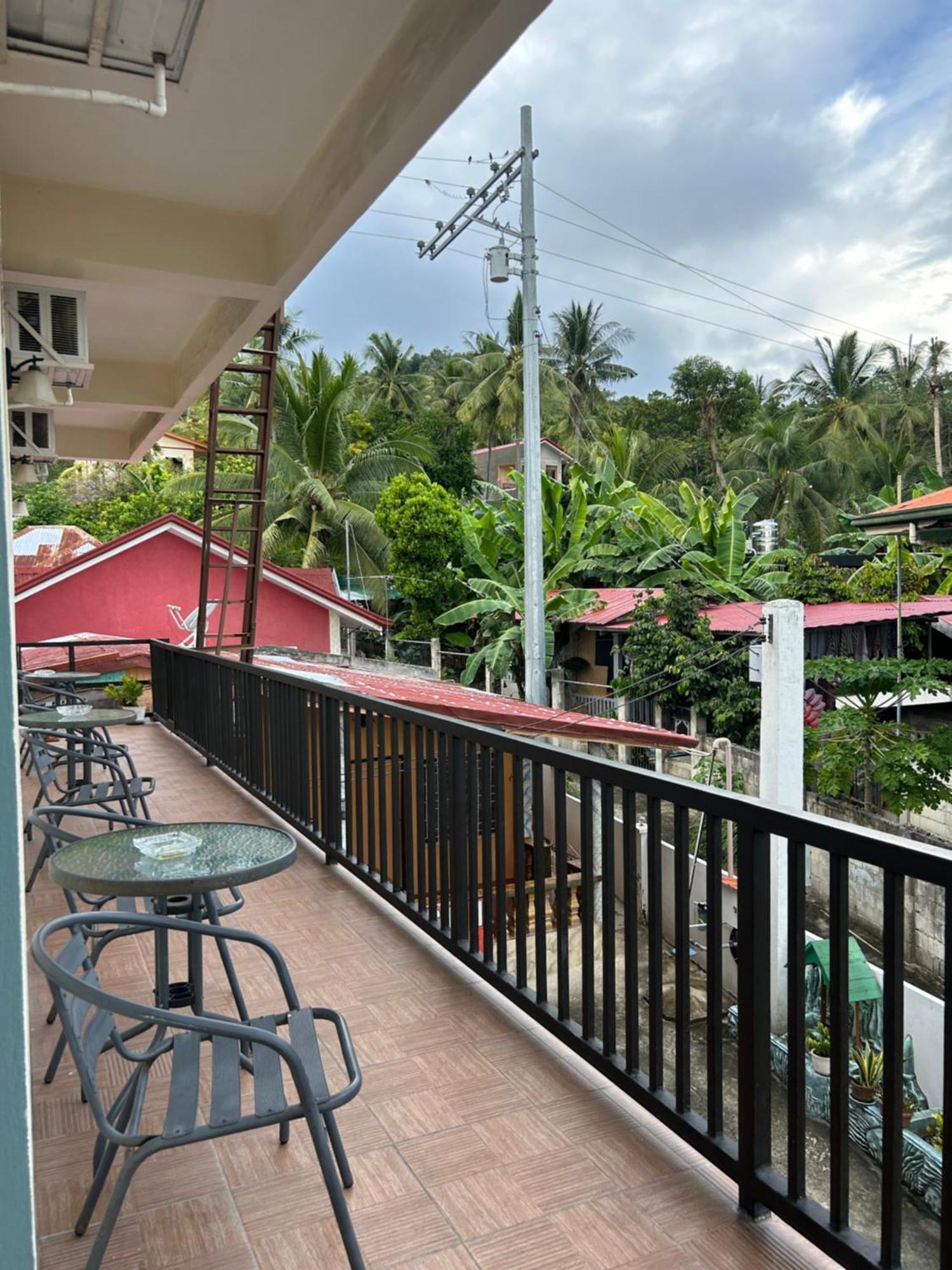 The Biggies Inn Oslob Exterior foto